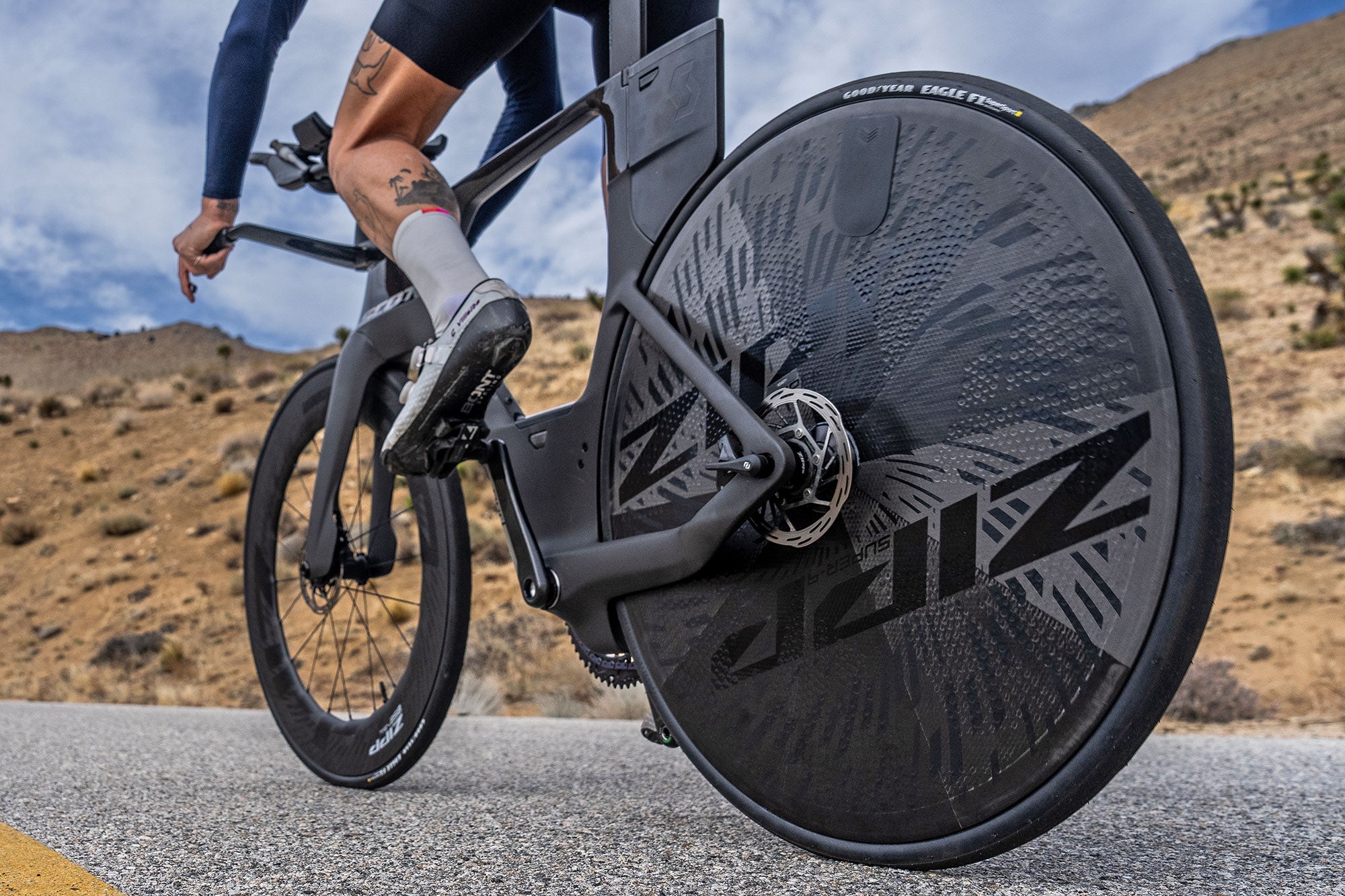Zipp Super-9 Tubeless Disc-Brake Disc Wheel XDR